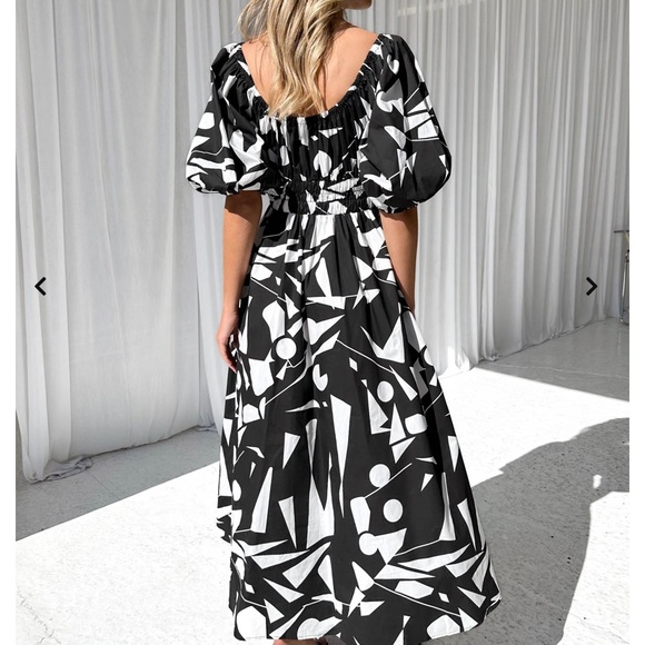 Women’s NWT Blue/White Laylani Dress - Picture 4 of 8